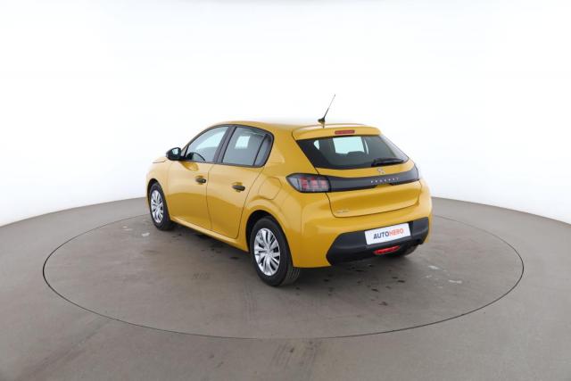 Peugeot 208 image 9