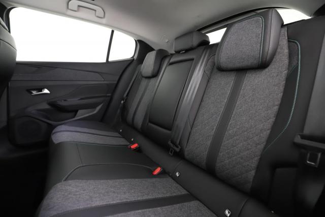 Peugeot 408 image 7