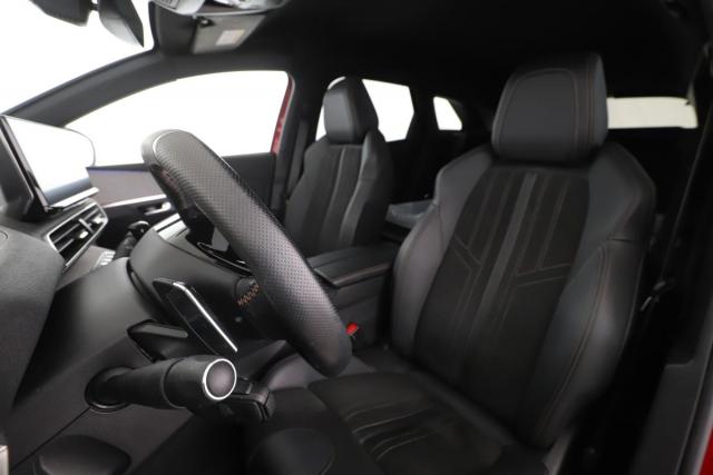 Peugeot 3008 image 6