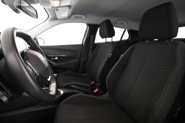 Peugeot 2008 image 3