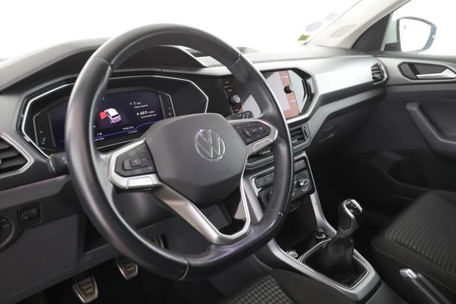 Volkswagen T-Cross image 3