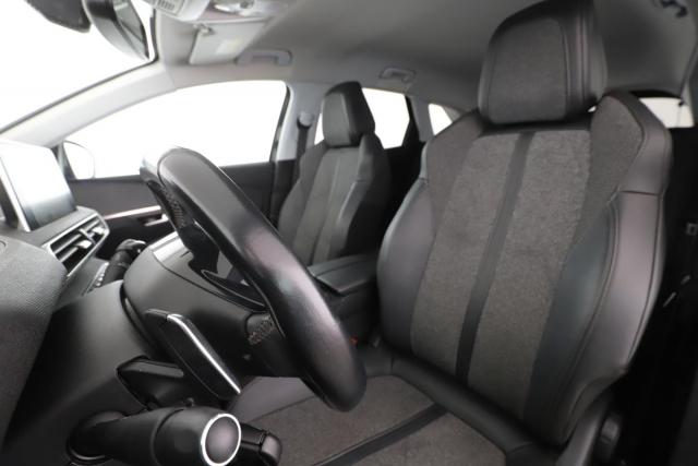 Peugeot 3008 image 4