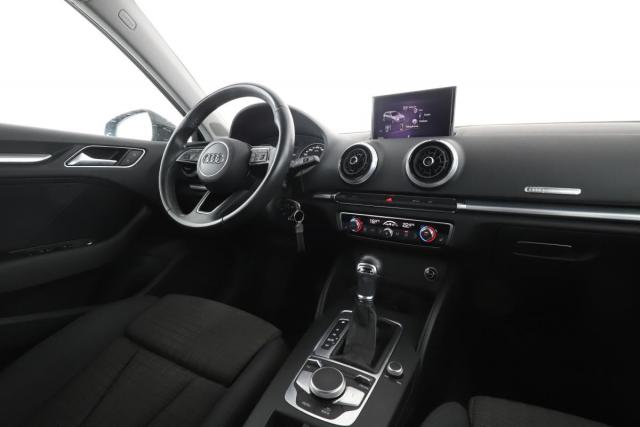 Audi A3 Sportback image 8