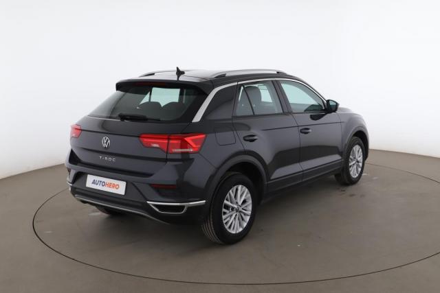 Volkswagen T-Roc image 5