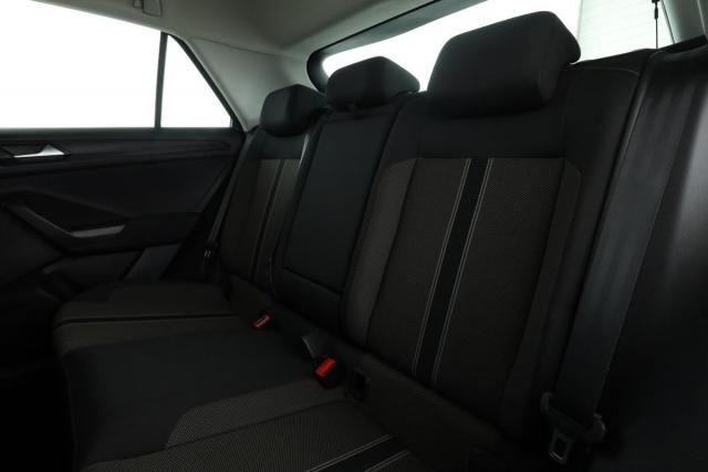 Volkswagen T-Roc image 7
