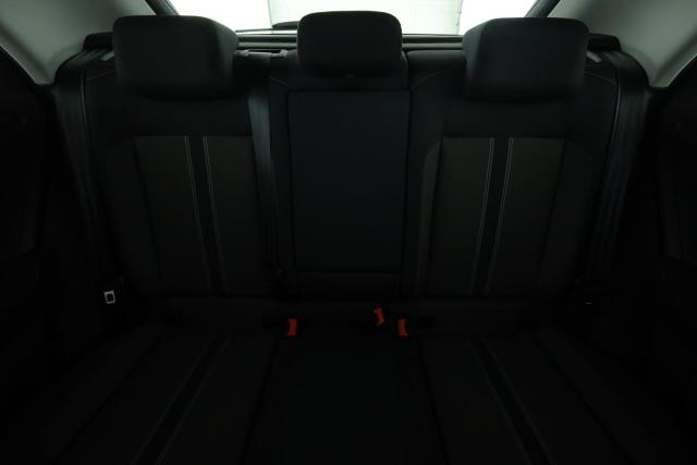 Volkswagen T-Roc image 6