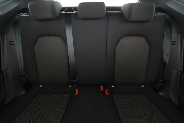 Seat Arona image 2
