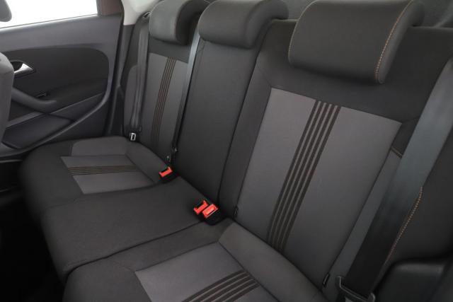 Volkswagen Polo image 6