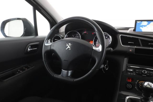 Peugeot 3008 image 2