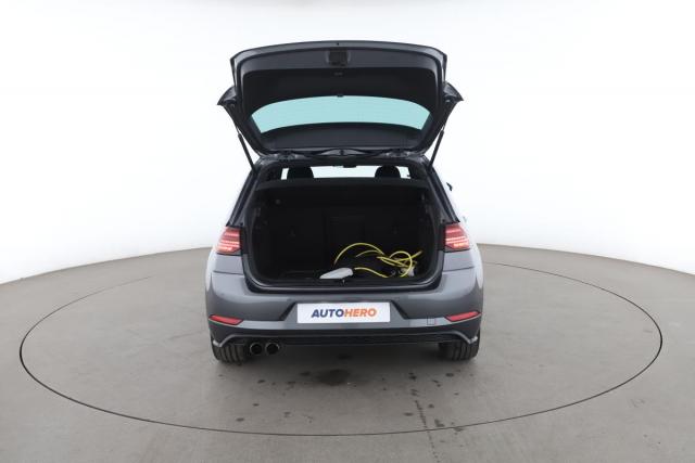 Volkswagen Golf image 2