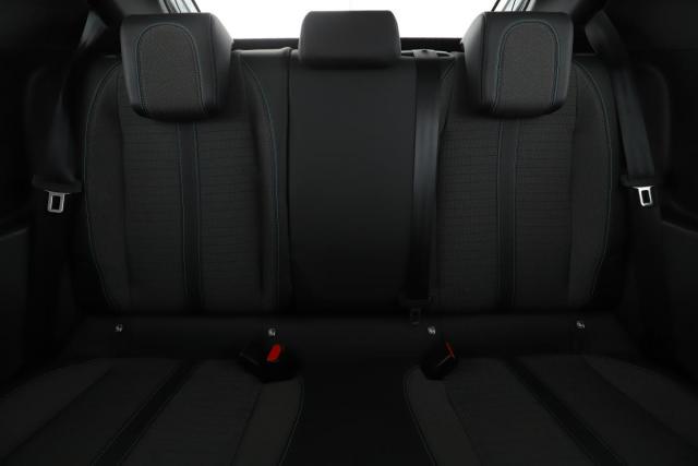 Peugeot 208 image 1
