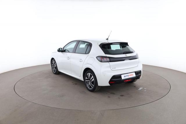 Peugeot 208 image 3