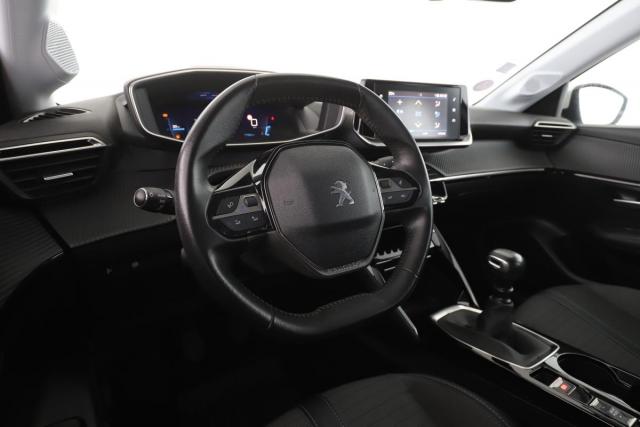 Peugeot 208 image 4