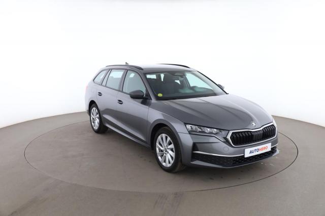 Skoda Octavia image 3