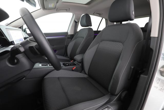 Volkswagen Golf image 9