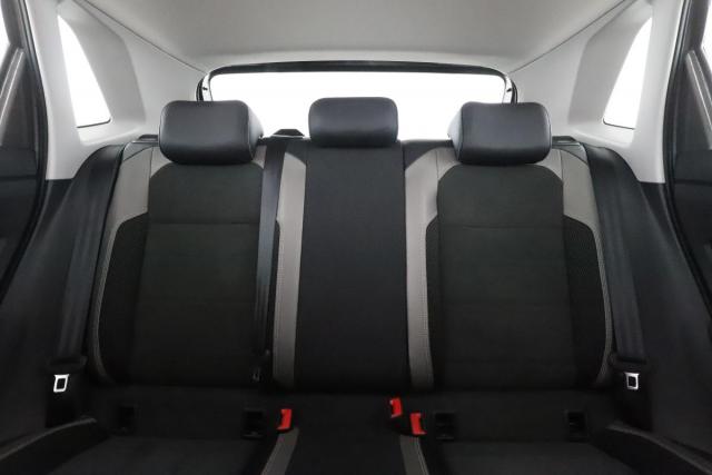 Volkswagen Polo image 8