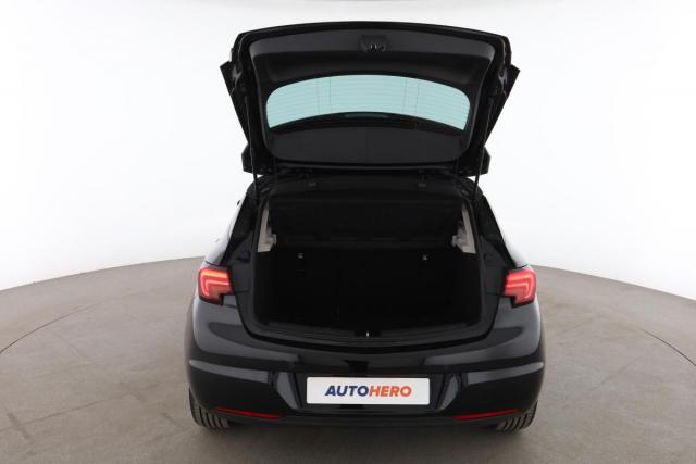 Opel Astra image 2