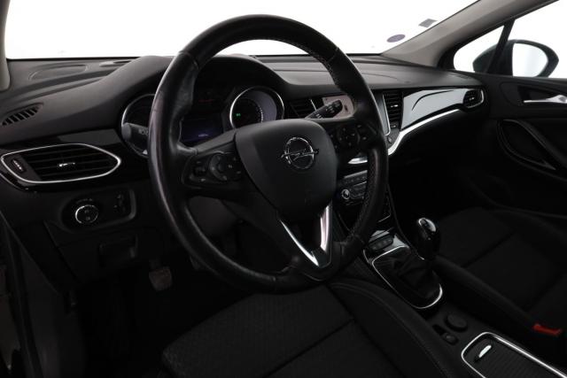 Opel Astra image 6