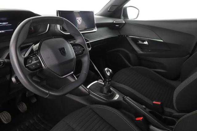 Peugeot 2008 image 6