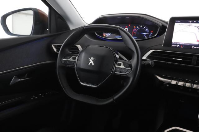 Peugeot 3008 image 8