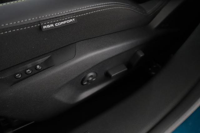 Peugeot 408 image 8