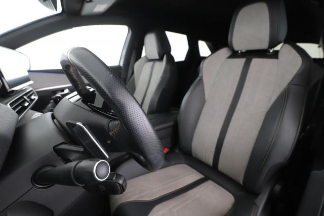 Peugeot 3008 image 8