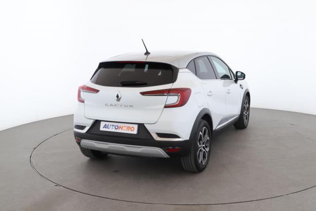 Renault Captur image 2