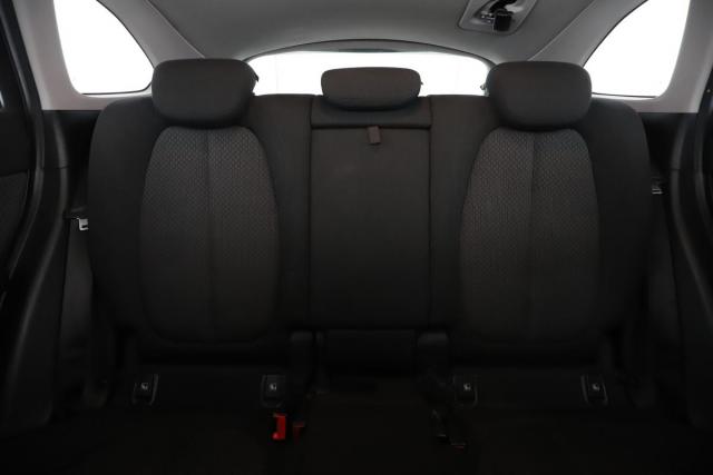 Bmw X1 image 9