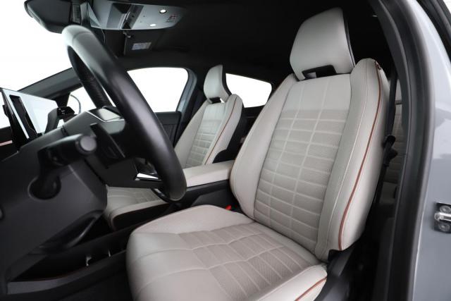 Renault Mégane E-Tech image 1