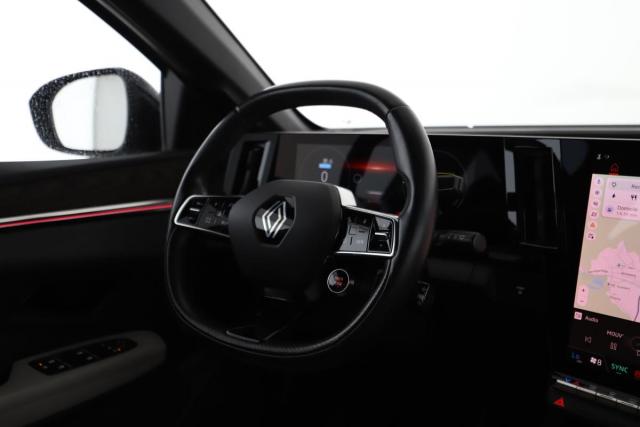 Renault Mégane E-Tech image 8