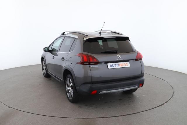 Peugeot 2008 image 2