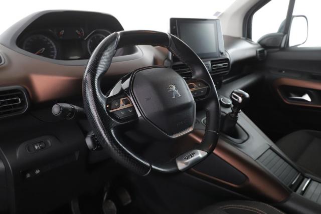 Peugeot Rifter image 5