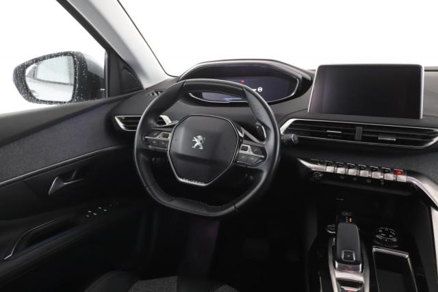 Peugeot 3008 image 8