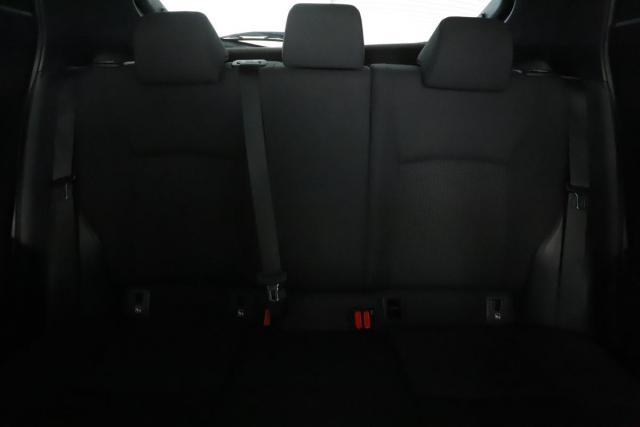 Toyota C-Hr image 4