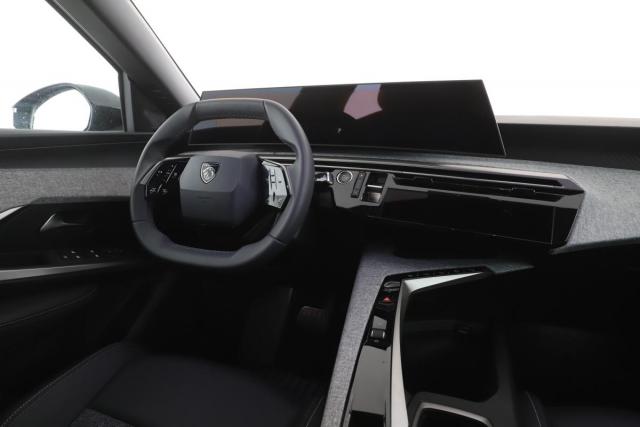 Peugeot 3008 image 1