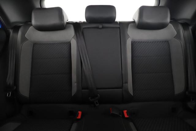 Volkswagen T-Roc image 7