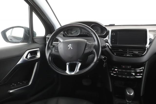 Peugeot 2008 image 1