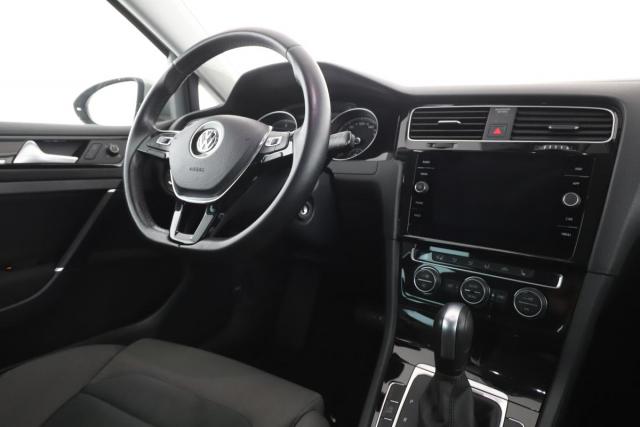 Volkswagen Golf image 5