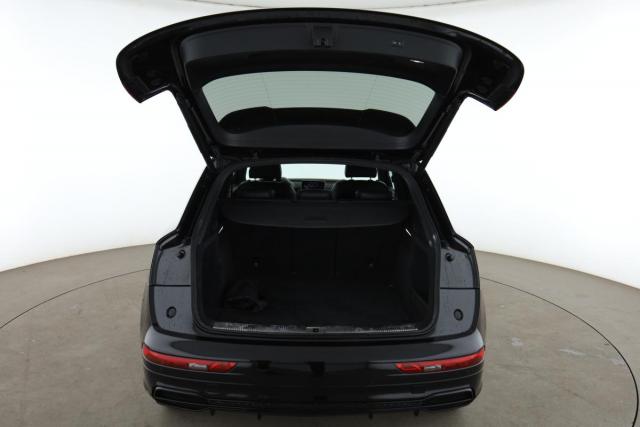 Audi Q5 image 1
