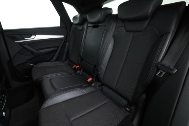 Audi Q5 image 2