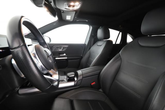 Mercedes Benz Gla image 4