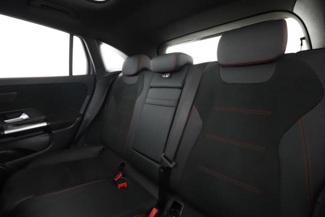 Mercedes Benz Eqa image 6
