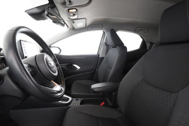 Toyota Yaris image 9