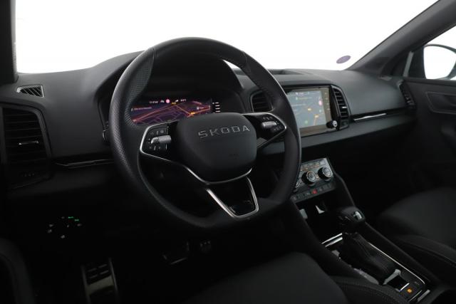 Skoda Karoq image 4