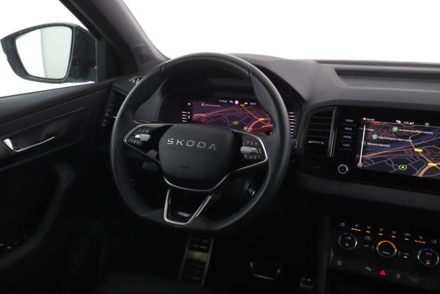 Skoda Karoq image 8