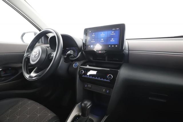 Toyota Yaris Cross image 9