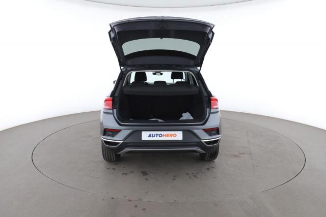 Volkswagen T-Roc image 8