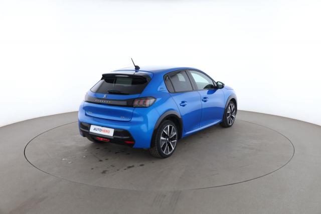 Peugeot 208 image 6
