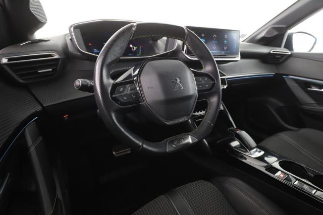 Peugeot 208 image 7