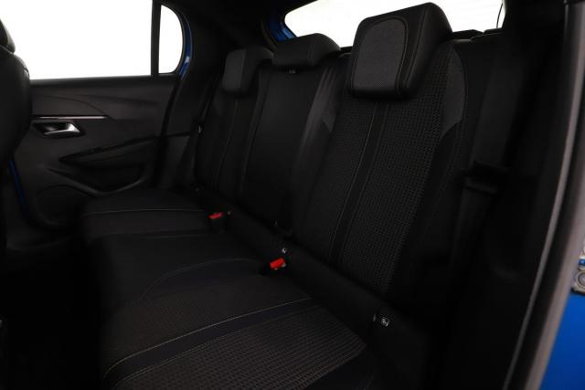 Peugeot 208 image 9